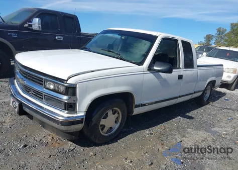 1997 Chevrolet C1500 Fleetside из США, поврежденный, VIN 1GCEC19R5VE203478
